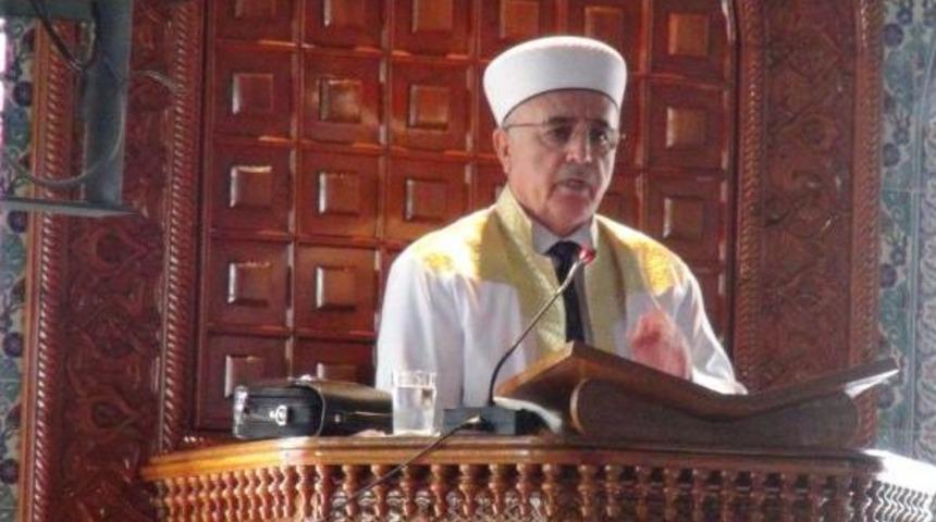 Mersin'de G&uuml;neş Tutulurken 'k&uuml;suf Namazı' Kılındı