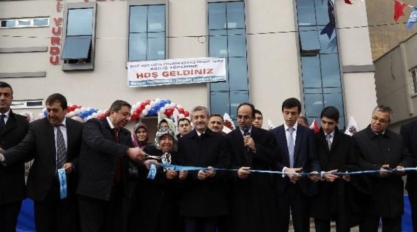 Emine Uslu Kız &Ouml;ğrenci Yurdu Ve Fevzi Uslu Taziye Evi&rsquo;nin A&ccedil;ılışı Yapıldı