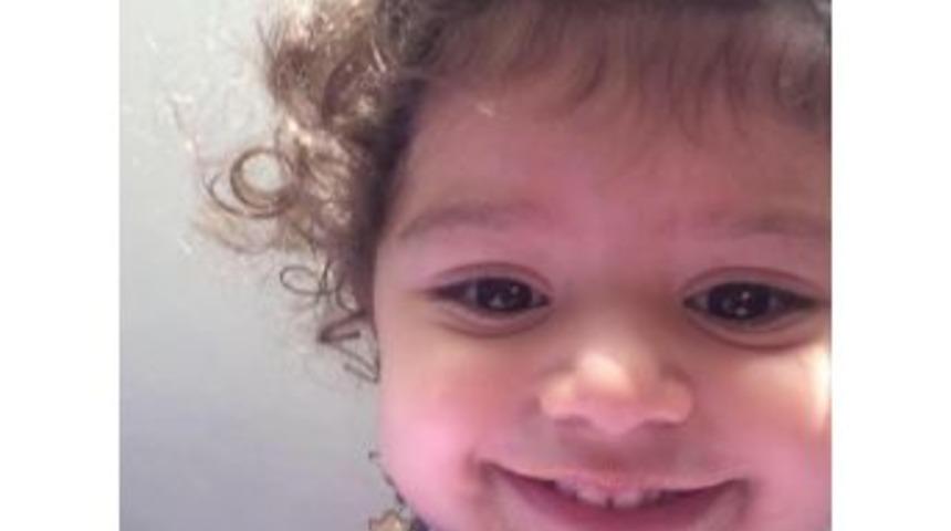 Balkondan D&uuml;şen Elif Beyza, Yaşama Tutunamadı