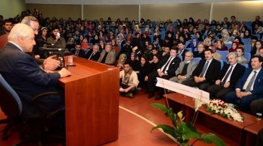 Nuri Pakdil Esog&uuml; &Ouml;ğrencileriyle Bir Araya Geldi