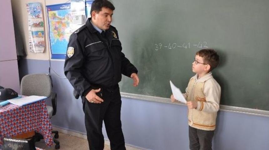 Boz&uuml;y&uuml;k Polisinden &rsquo;g&uuml;venli Gelecek&rsquo; &Ccedil;alışması