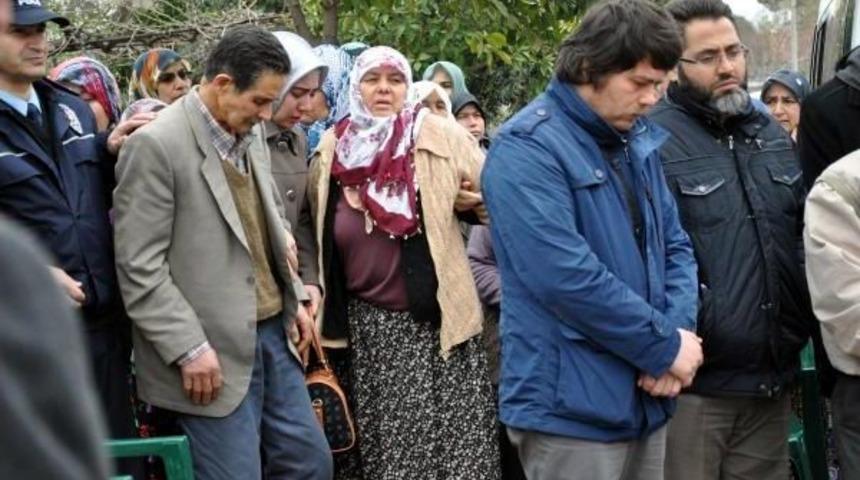 Kazada &Ouml;len Polis Memuru Son Yolculuğuna Uğurlandı