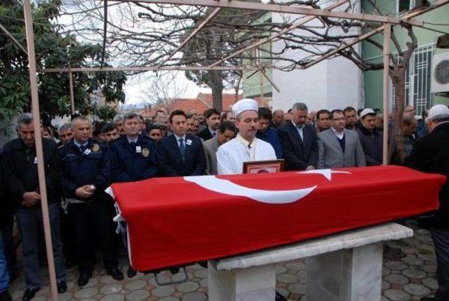 Kazada Ölen Polis Memuru Son Yolculuğuna Uğurlandı