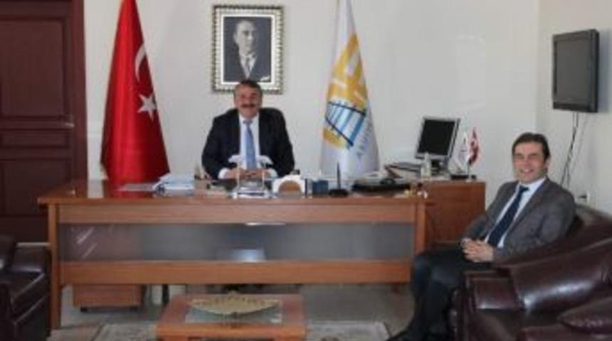 Arifiye&rsquo;nin İl&ccedil;e Emniyet M&uuml;d&uuml;r&uuml; Başkan Karakulluk&ccedil;uyu Ziyaret Etti