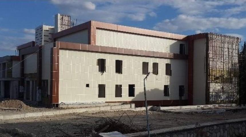 İnşaatdan D&uuml;şen İş&ccedil;i &Ouml;ld&uuml;