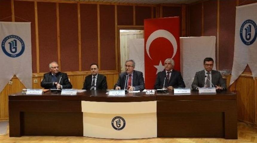 Prof. Dr. Selvi: &ldquo;islamofobi &Ccedil;anakkale Savaşıyla Hortladı&rdquo;