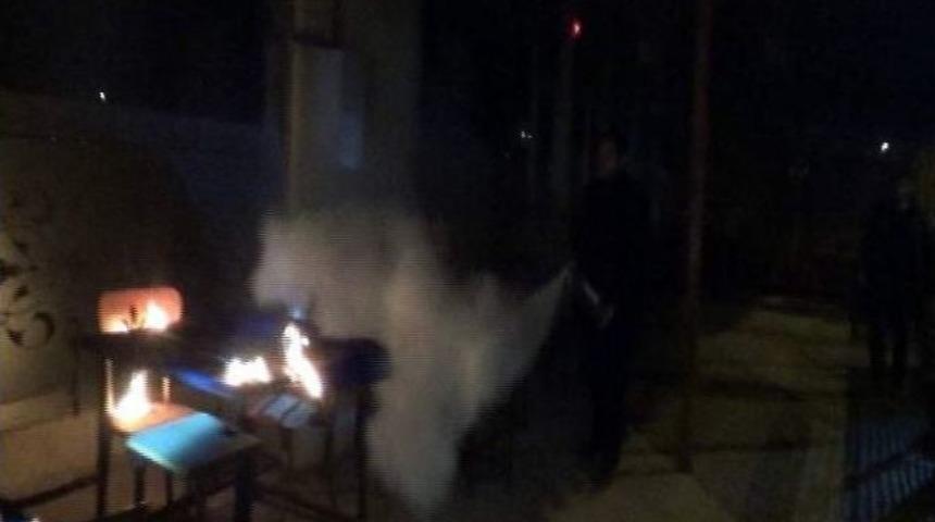 İş Yerleri Kurşunlanıp, Kundaklandı