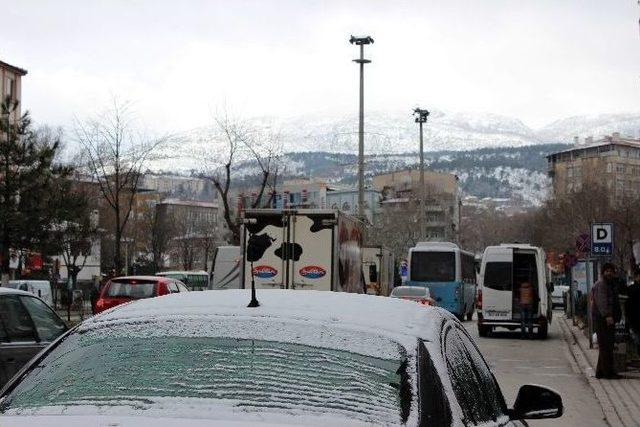 K&uuml;tahya&rsquo;ya Mart Karı 1