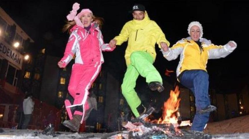 İranlılar Nevruzu Paland&ouml;ken'de Kutladı