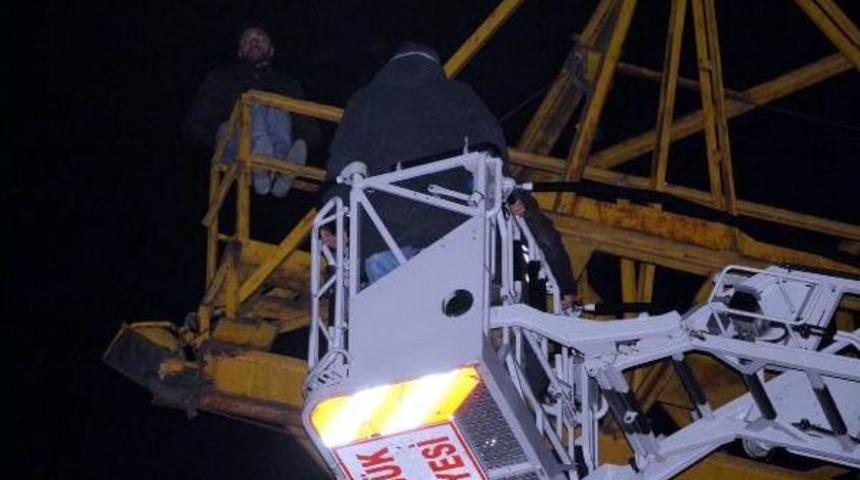 İzinli &Ccedil;ıktığı Cezaevine D&ouml;nmemek I&ccedil;in Intihara Kalkıştı