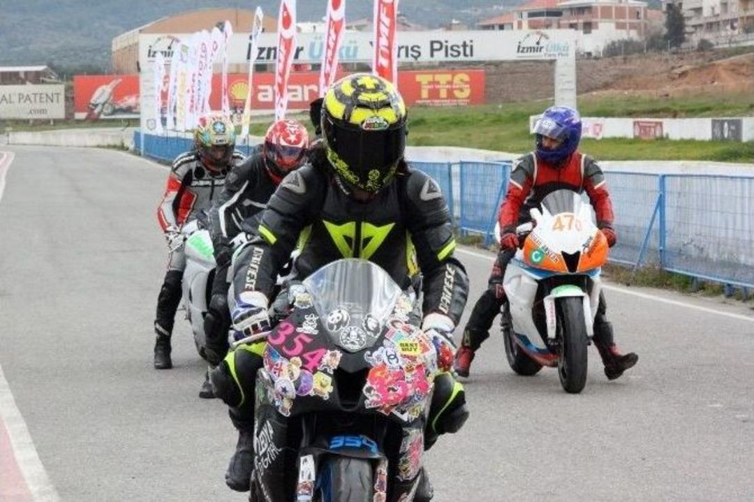 T&uuml;rkiye Pist Şampiyonası İzmir&rsquo;de Başladı