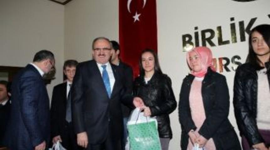 Karaloğlu: &ldquo;&ccedil;anakkale Ruhu Canlanıyor&rdquo;