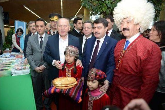 İstanbul’Da Nevruz Bayramı Zeytinburnu’Nda Kutlandı