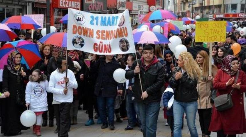 Karab&uuml;k'te, 'down Sendromu G&uuml;n&uuml;' Y&uuml;r&uuml;y&uuml;ş&uuml;