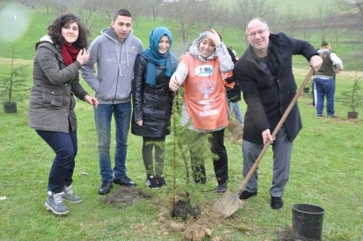 Sakarya Tema Vakfı D&uuml;nya Ormancılık G&uuml;n&uuml;n&uuml; Kutladı
