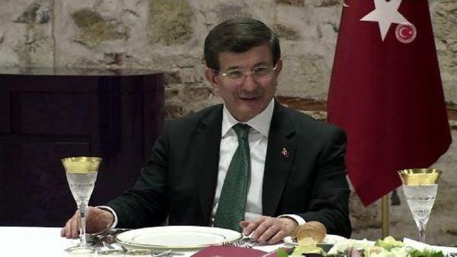 Başbakan Davutoğlu Alevi Sivil Toplum Kuruluşu Temsilcileriyle Buluştu 1