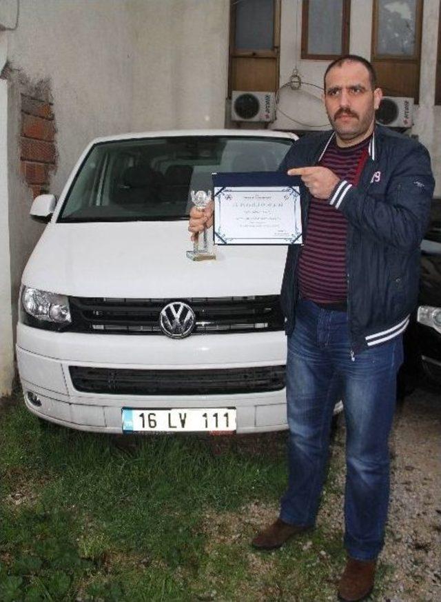 (özel Haber) Otomotiv Devi İle Savaştı, Yılın Bilinçli Tüketicisi Oldu