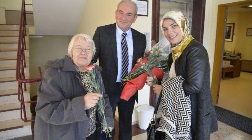 Ak Partili Dr. Balanlı, Huzurevini Ziyaret Etti