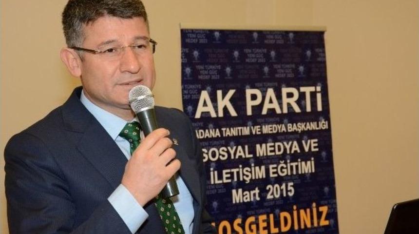 Ak Parti&rsquo;den &ldquo;sosyal Medya Ve İletişim&rdquo; Eğitimi