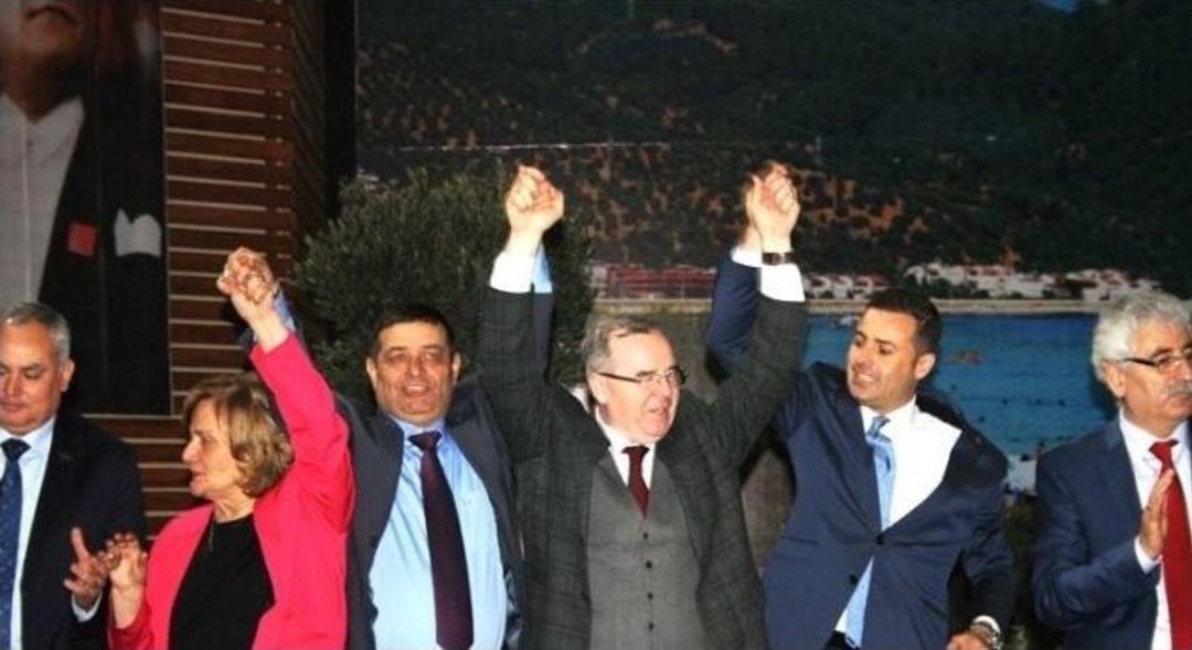 Edremit&rsquo;te Chp&rsquo;li Aday Adayları Tanıltıldı