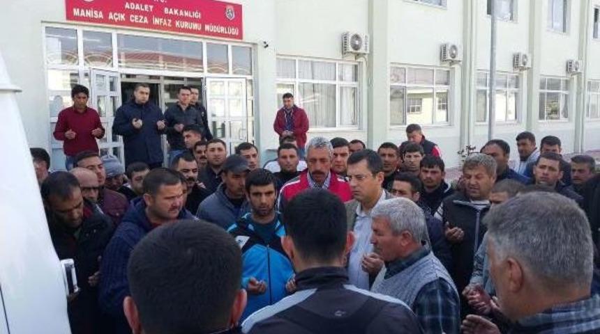 Taksi Parası Olmayınca Hastaneye Gidemeyen Mahkum Yatağında &Ouml;l&uuml; Bulundu