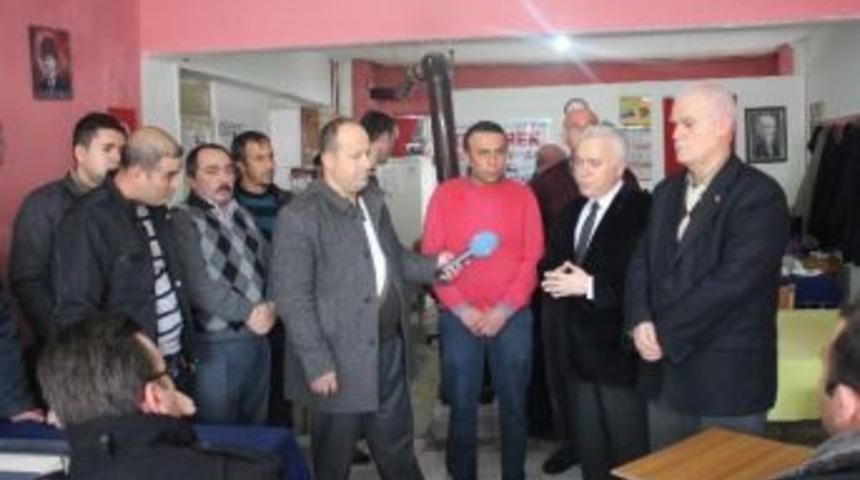 Ak Parti Kayseri Milletvekili Aday Adayı B&uuml;lent &Uuml;nsal Gemerek İl&ccedil;esi Ve &Ccedil;evresi Sosyal Yardımlaşma Ve Dayanışma Derneği&rsquo;ni Ziyaret Etti