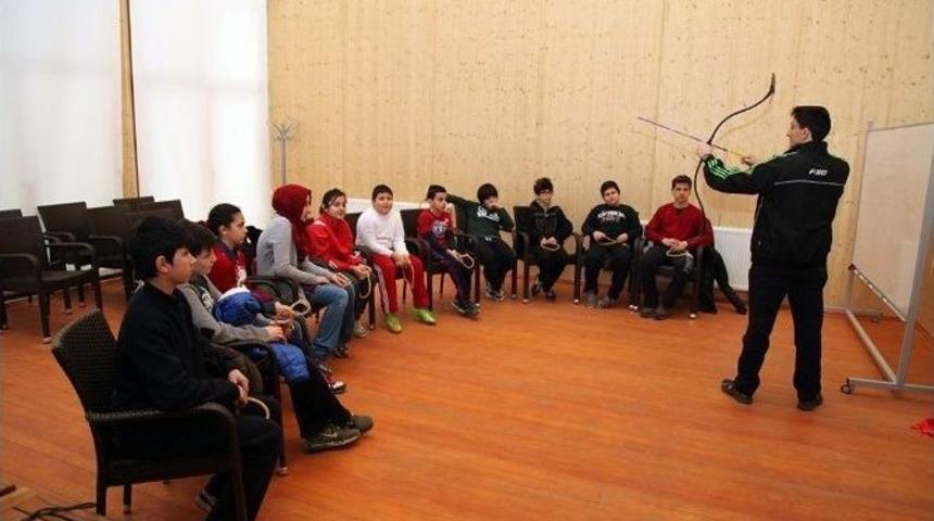 Geleneksel Ok&ccedil;uluk Eğitimleri Başladı