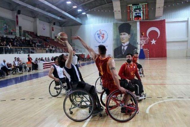 Yalova Ortopedikler Spor Kulübü-Galatasaray: 53-81