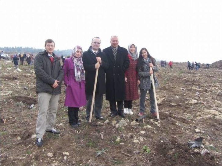 Öğrencilerden 100. Yıl Anasına Hatıra Ormanı G5