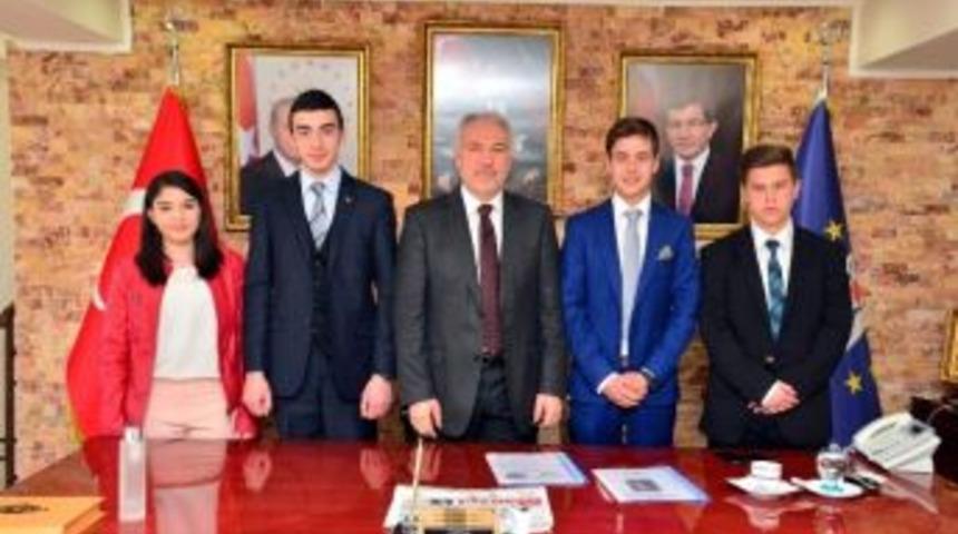 Başkan Kamil Sara&ccedil;oğlu: Gen&ccedil;lerin &Ccedil;alışma Heyecanı Beni Mutlu Etti