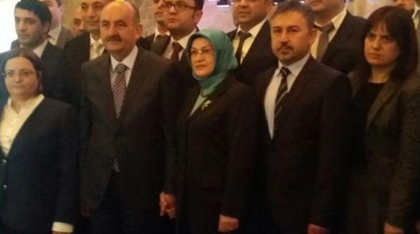 Sinan G&ouml;&ccedil;er Batman&rsquo;da Yılın Doktor Se&ccedil;ildi