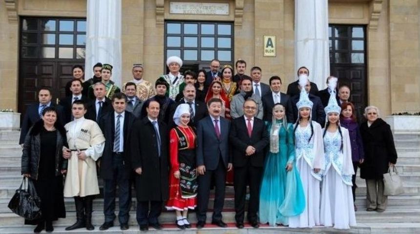 T&uuml;rk D&uuml;nyası Gazi&rsquo;de Buluştu