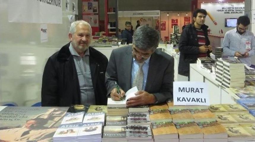 Murat Kavaklı&rsquo;nın Kitabına B&uuml;y&uuml;k İlgi