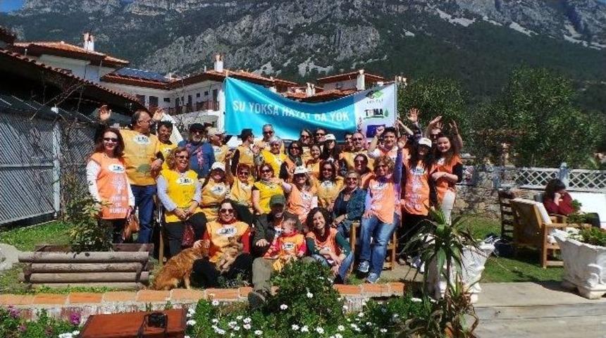 Tema &Uuml;yeleri Akyaka&rsquo;da "d&uuml;nya Su G&uuml;n&uuml;" Etkinliği D&uuml;zenledi