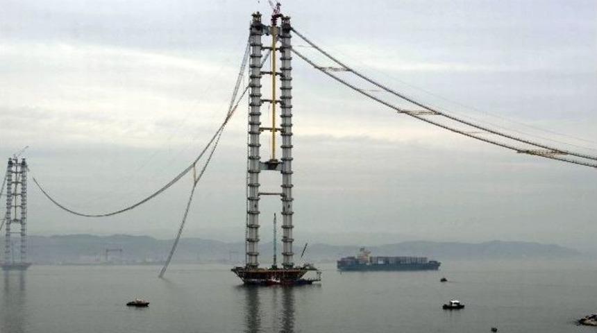 K&ouml;rfez Ge&ccedil;iş K&ouml;pr&uuml;s&uuml;&rsquo;nde Kopan Halatın Tamiri Başladı