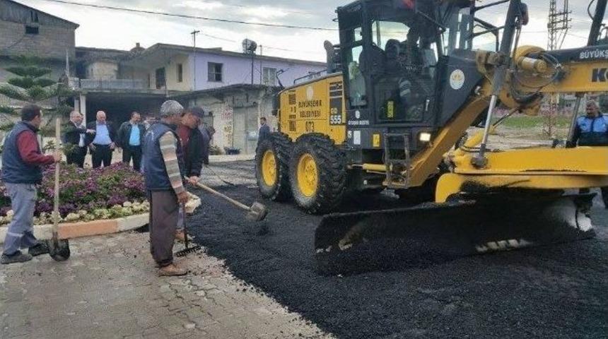 Karaisalı&rsquo;da Asfalt &Ccedil;alışması