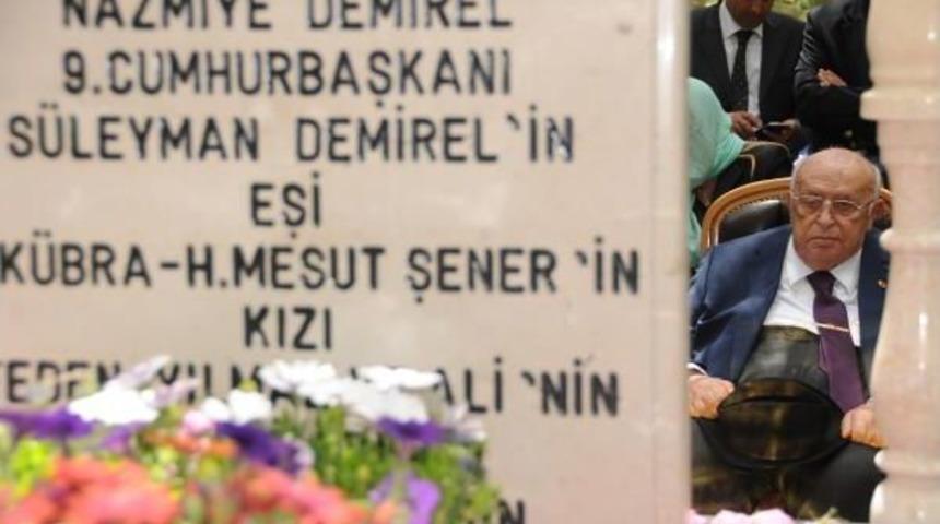 Agc'den Dha'ya 4 &Ouml;d&uuml;l