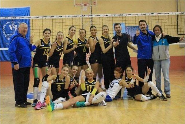 Bayanlar 3. Lig Voleybol Yarı Final Müsabakaları Sona Erdi