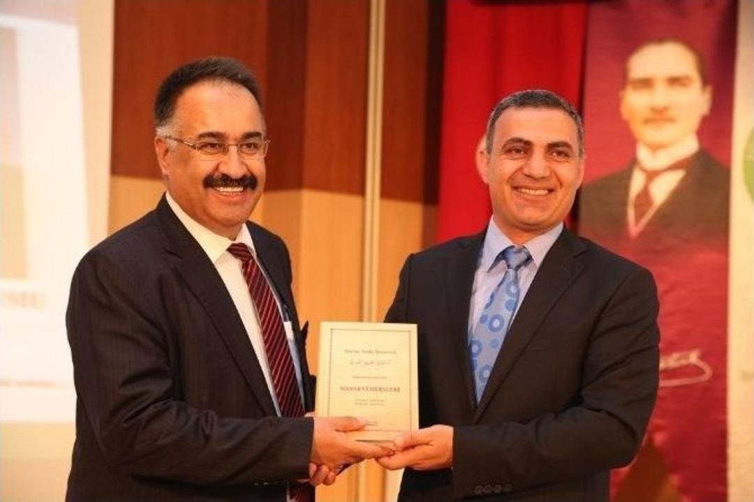 Iğdır&rsquo;da &ldquo;mesnevi Sempozyumu&rdquo; Yoğun İlgi G&ouml;rd&uuml;