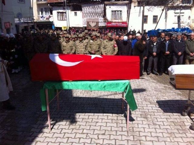 Ankara’da Ameliyat Olan Asker Memleketi Malatya’da Hayatını Kaybetti