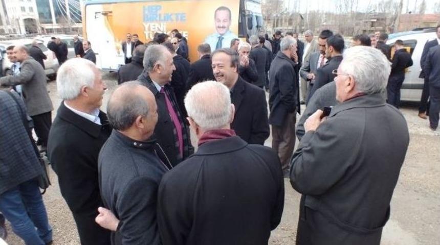 Temay&uuml;l Yoklamasında Kandaşoğlu&rsquo;na Yoğun İlgi