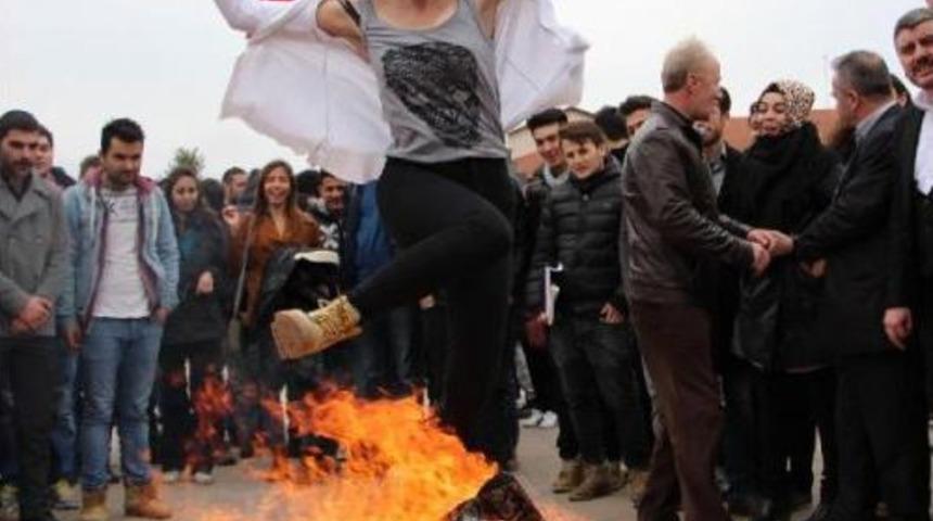 Bolu'da &Uuml;lk&uuml;c&uuml;ler Nevruzu Kutladı