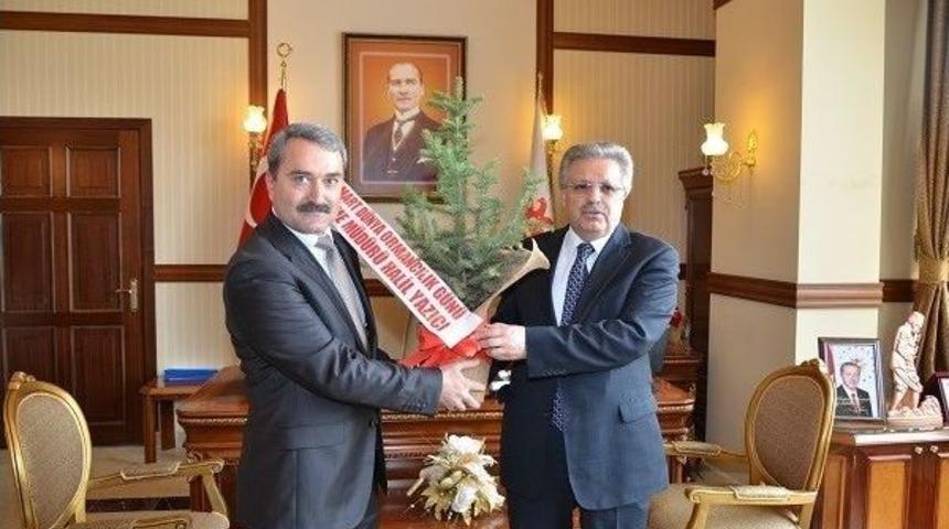 D&uuml;nya Ormancılık G&uuml;n&uuml;nde Vali Kahraman&rsquo;a Ziyaret