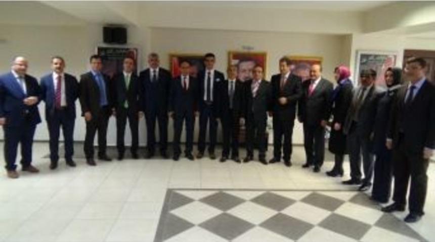 Erzincan Ak Parti&rsquo;de &ldquo;kimi Milletvekili G&ouml;rmek İstersiniz&rdquo; Temay&uuml;l&uuml;