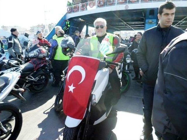 Mudayalı Motosikletçiler Çanakkaleye Çıkarma Yaptı