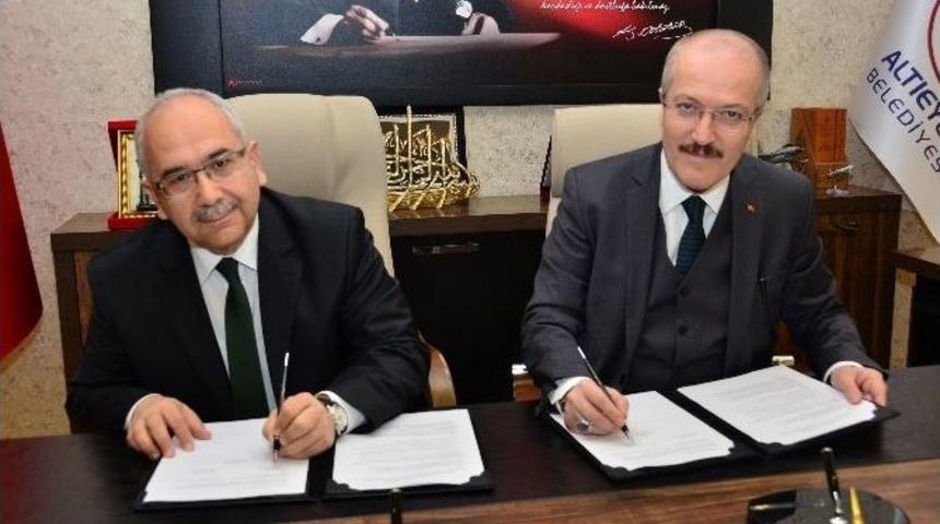 Altıeyl&uuml;l Belediyesi, Milli Eğitim M&uuml;d&uuml;rl&uuml;ğ&uuml; İle Birlikte &rsquo;6 Eyl&uuml;l 6 Proje&rsquo; Protokol&uuml;n&uuml; İmzaladı