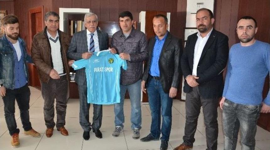 Şampiyon Fıratspor&rsquo;dan Eşbaşkan T&uuml;rk&rsquo;e Ziyaret