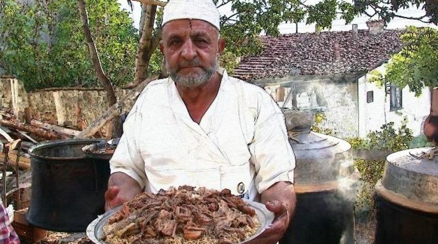 İskilip&rsquo;te D&uuml;ğ&uuml;n Tarihlerini Dolma Ustaları Belirliyor