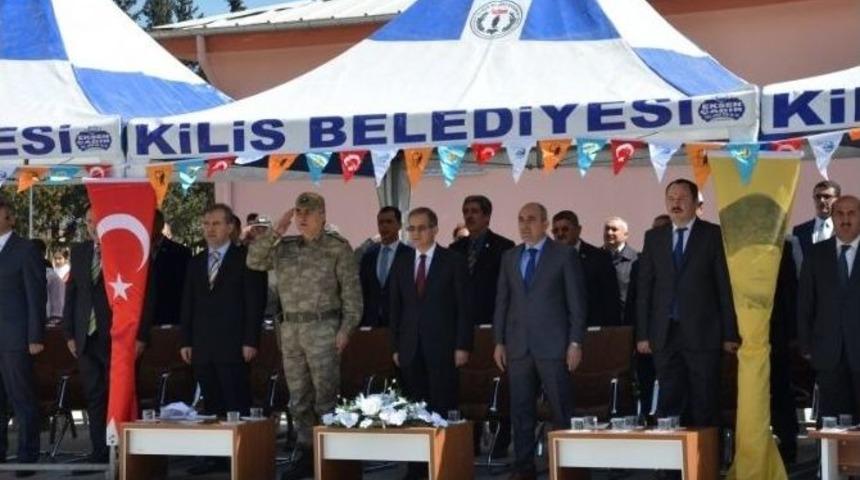 Ağa&ccedil; Bayramı&rsquo;nda Fidanlar Toprakla Buluştu