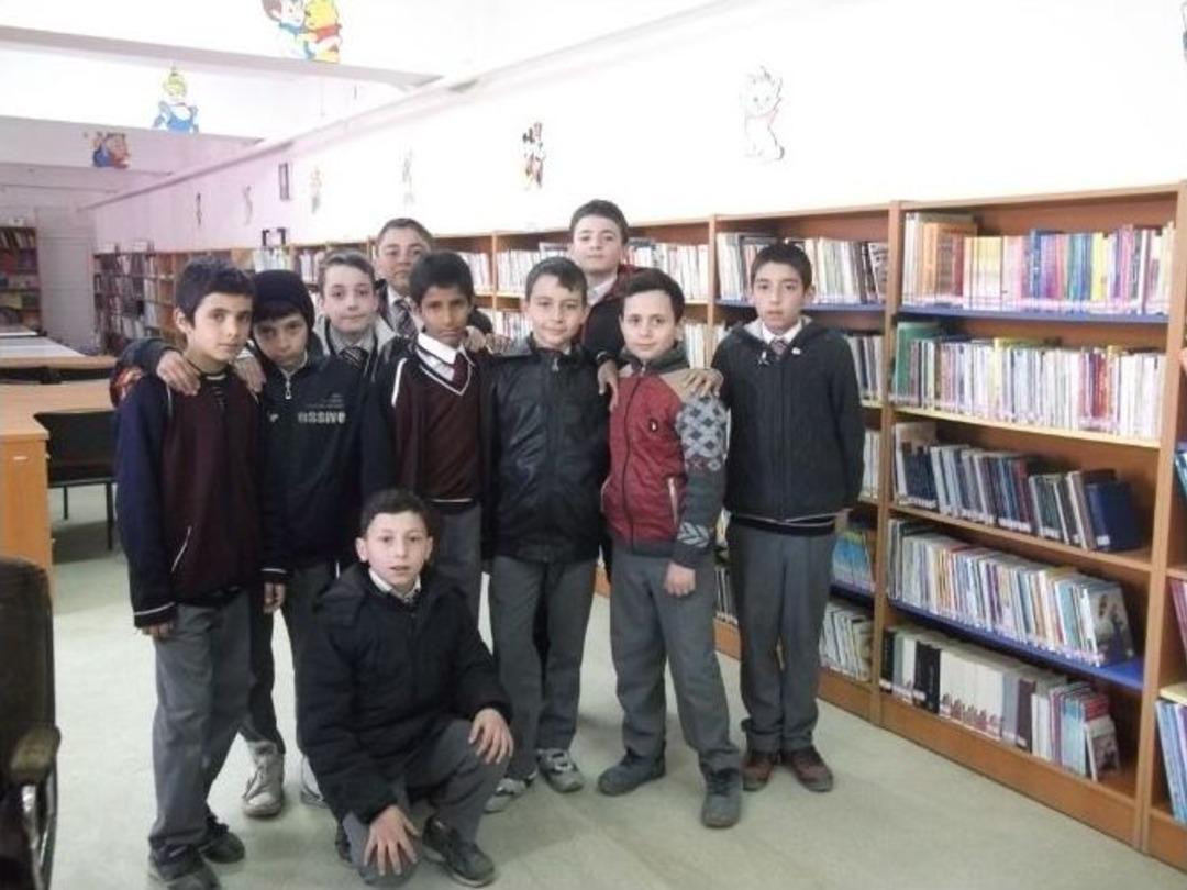 Hayırseverler İmam Hatip Ortaokulu &Ouml;ğrencilerinden İl Halk K&uuml;t&uuml;phanesine Ziyaret.